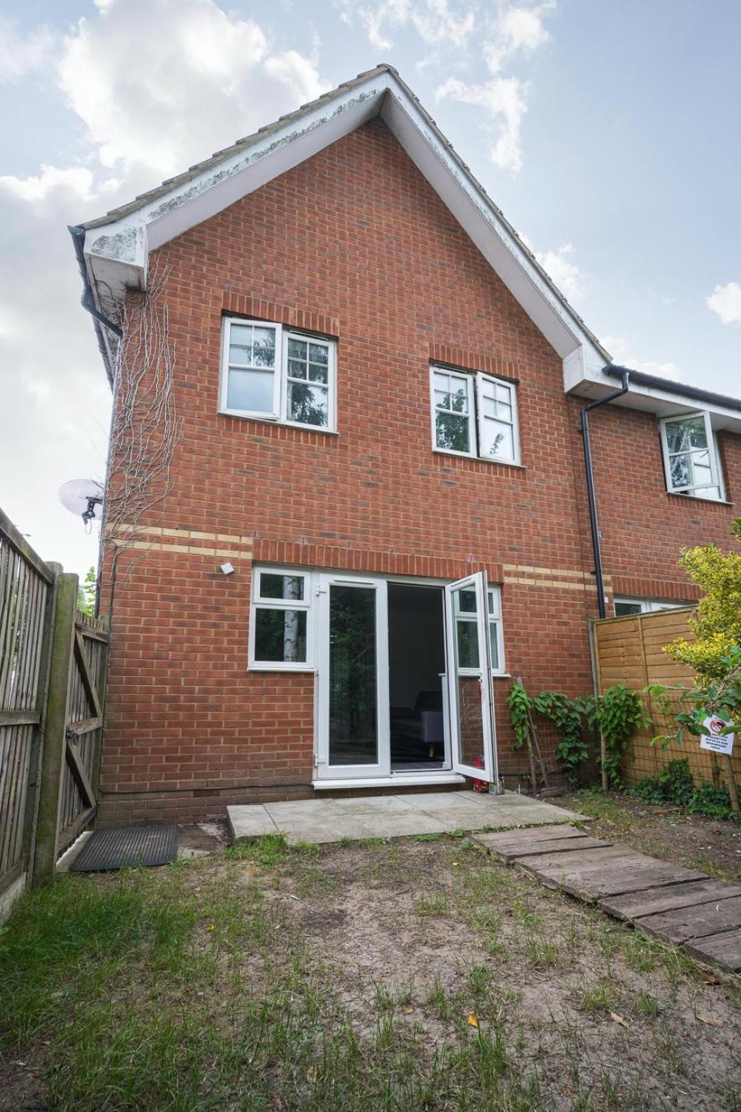 Maidstone Villa 3 Bedroom Free Sports Channels,Parking Sleeps 7 Eksteriør bilde