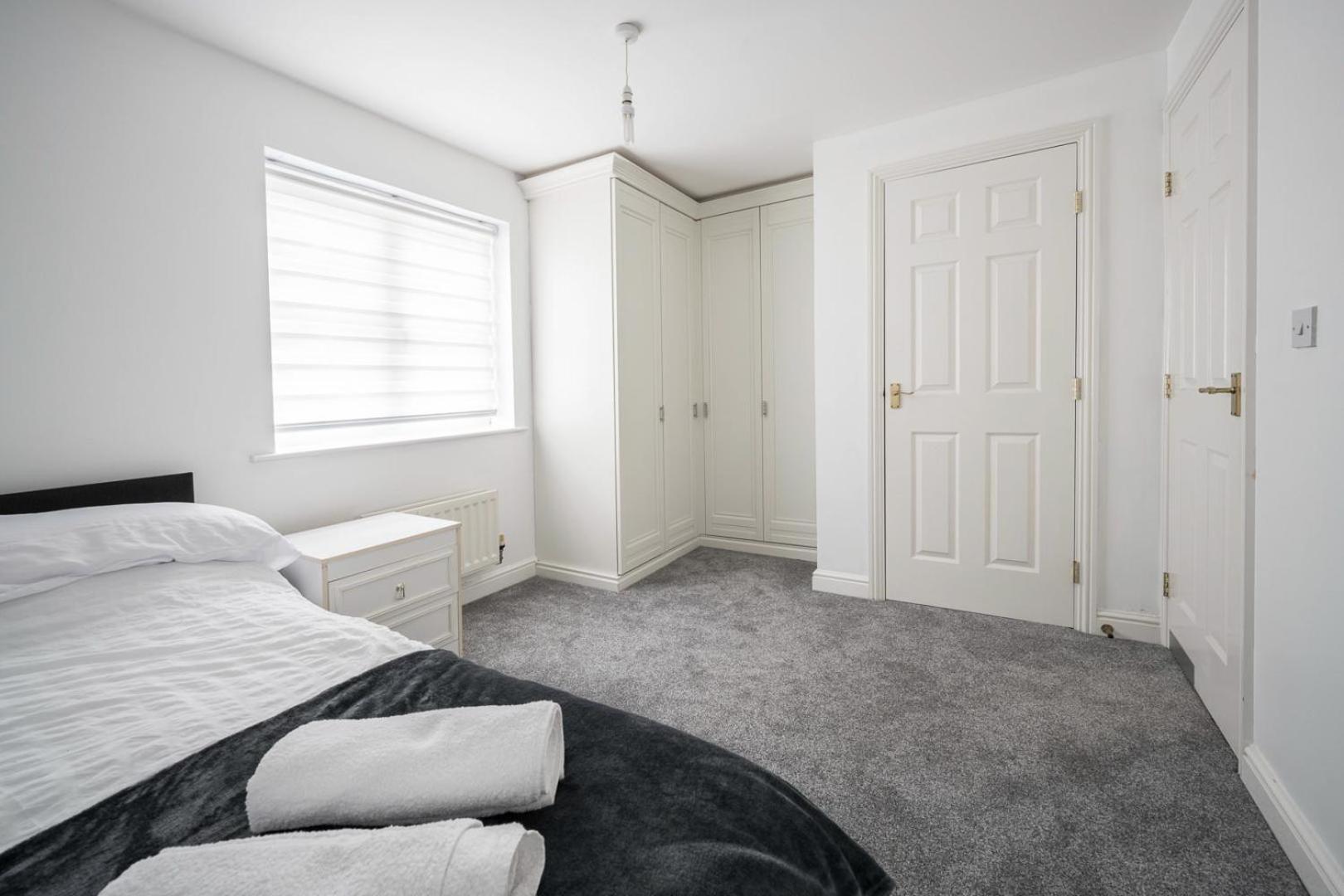 Maidstone Villa 3 Bedroom Free Sports Channels,Parking Sleeps 7 Eksteriør bilde